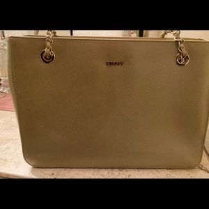 NEW DKNY Gold handbag with gold chain handle